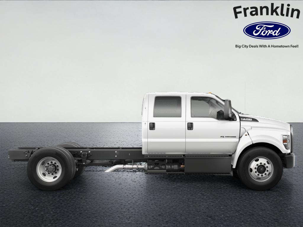 2026 Ford F-750SD Base