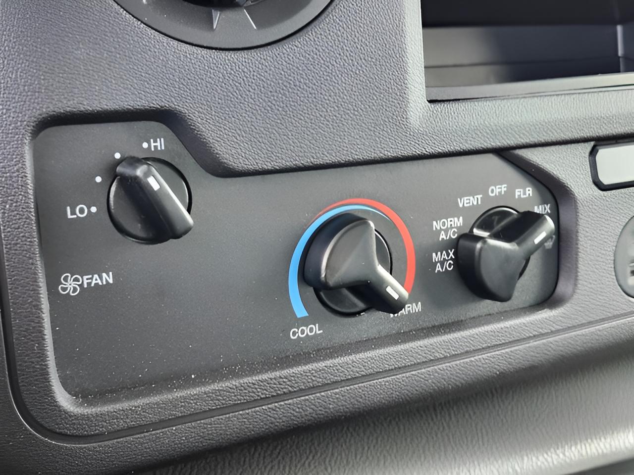 2026 Ford E-450SD Base DRW