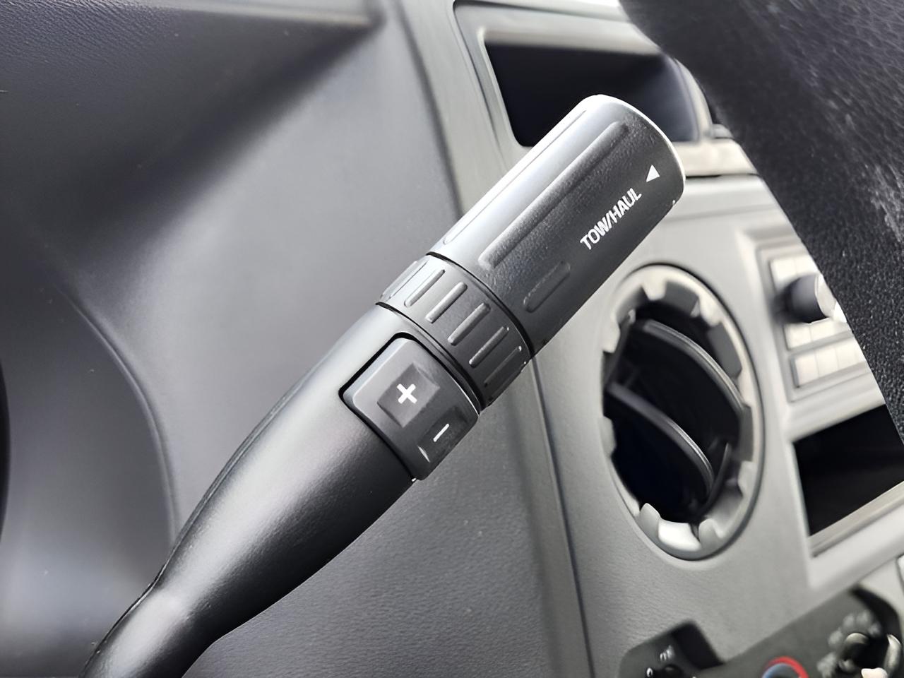 2026 Ford E-450SD Base DRW