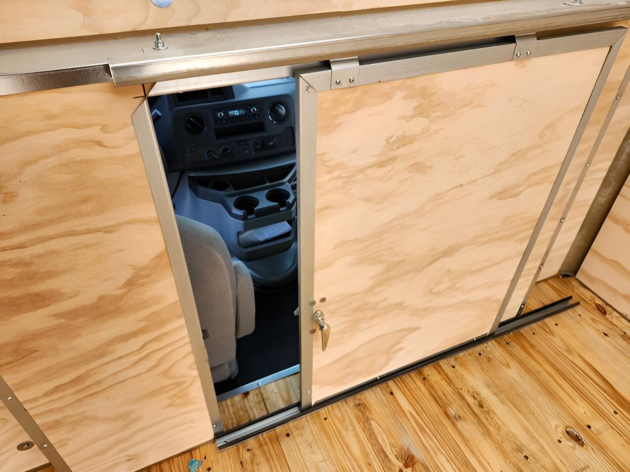 2026 Ford E-450SD Base DRW