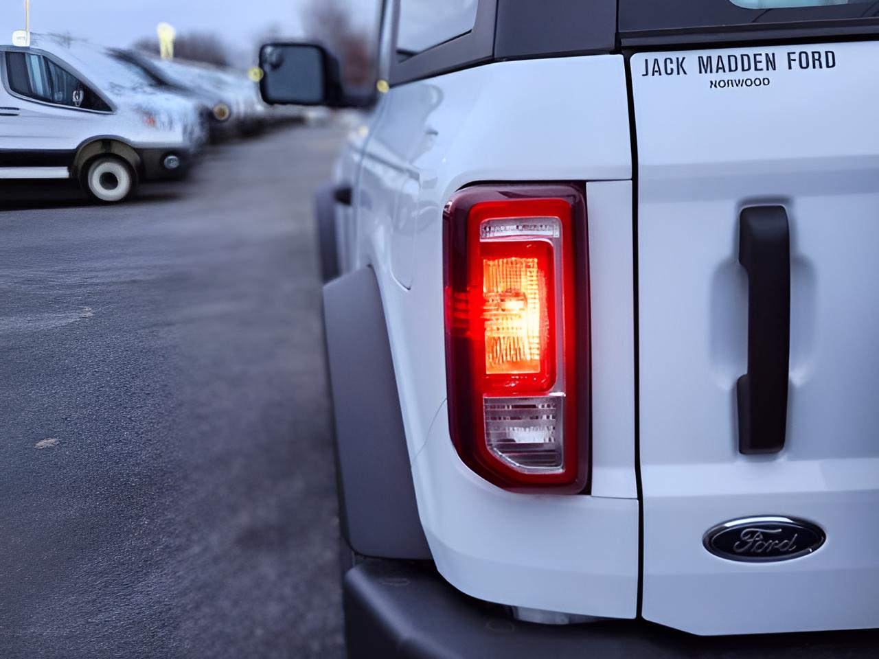 2025 Ford Bronco Base