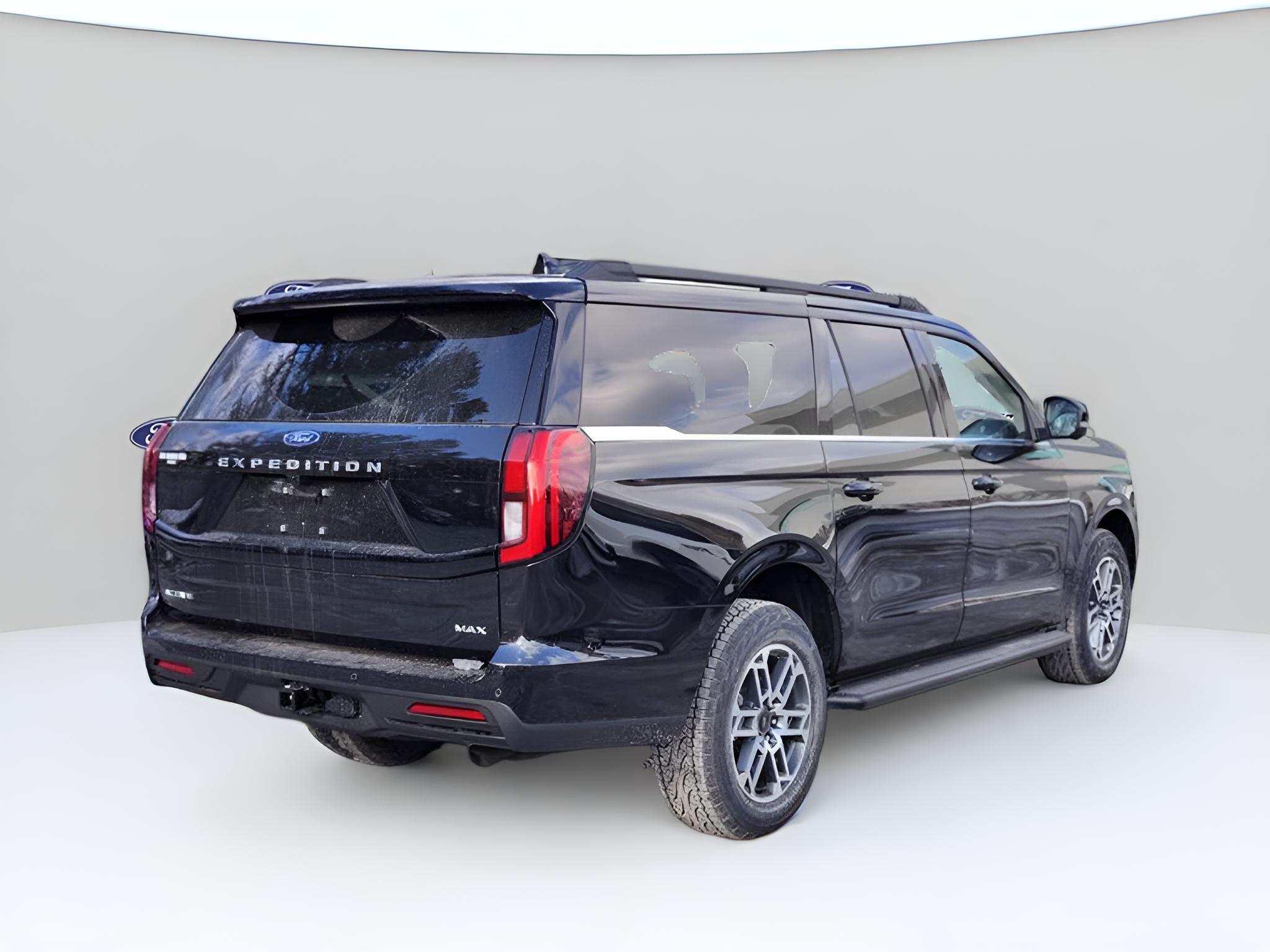 2026 Ford Expedition Max Active