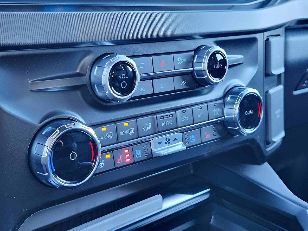 2025 Ford F-350SD Platinum