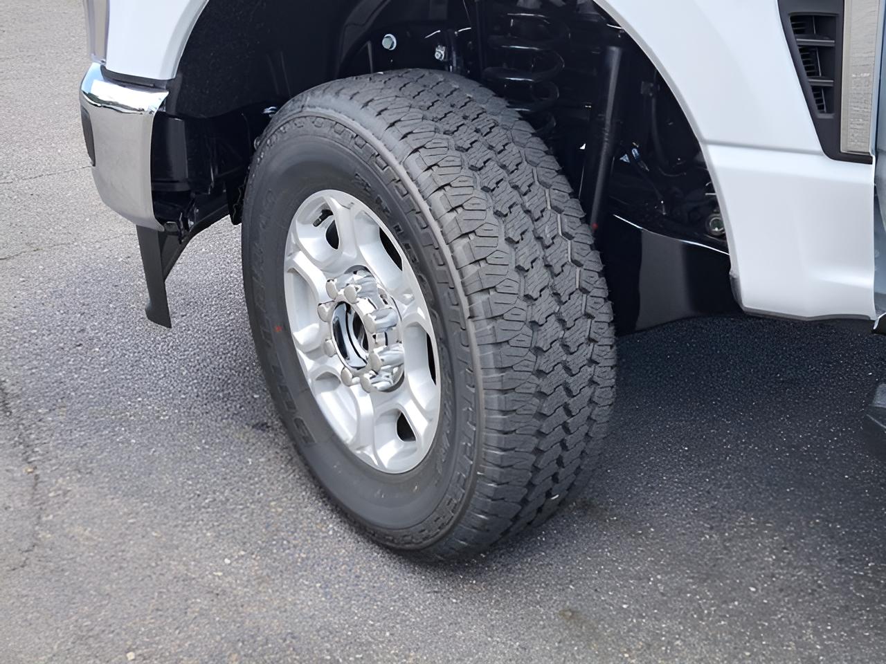 2026 Ford F-350SD XLT