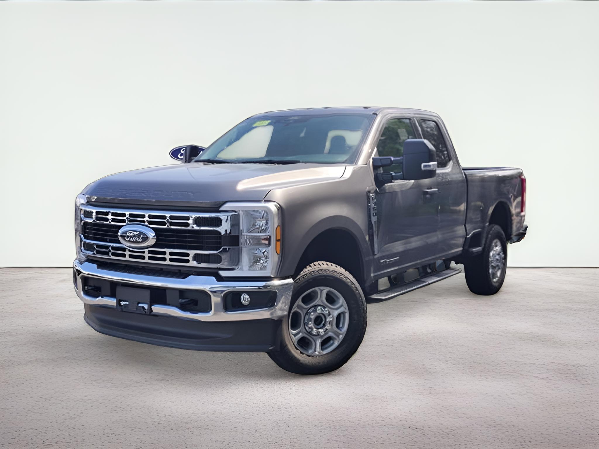 2026 Ford F-350SD XLT