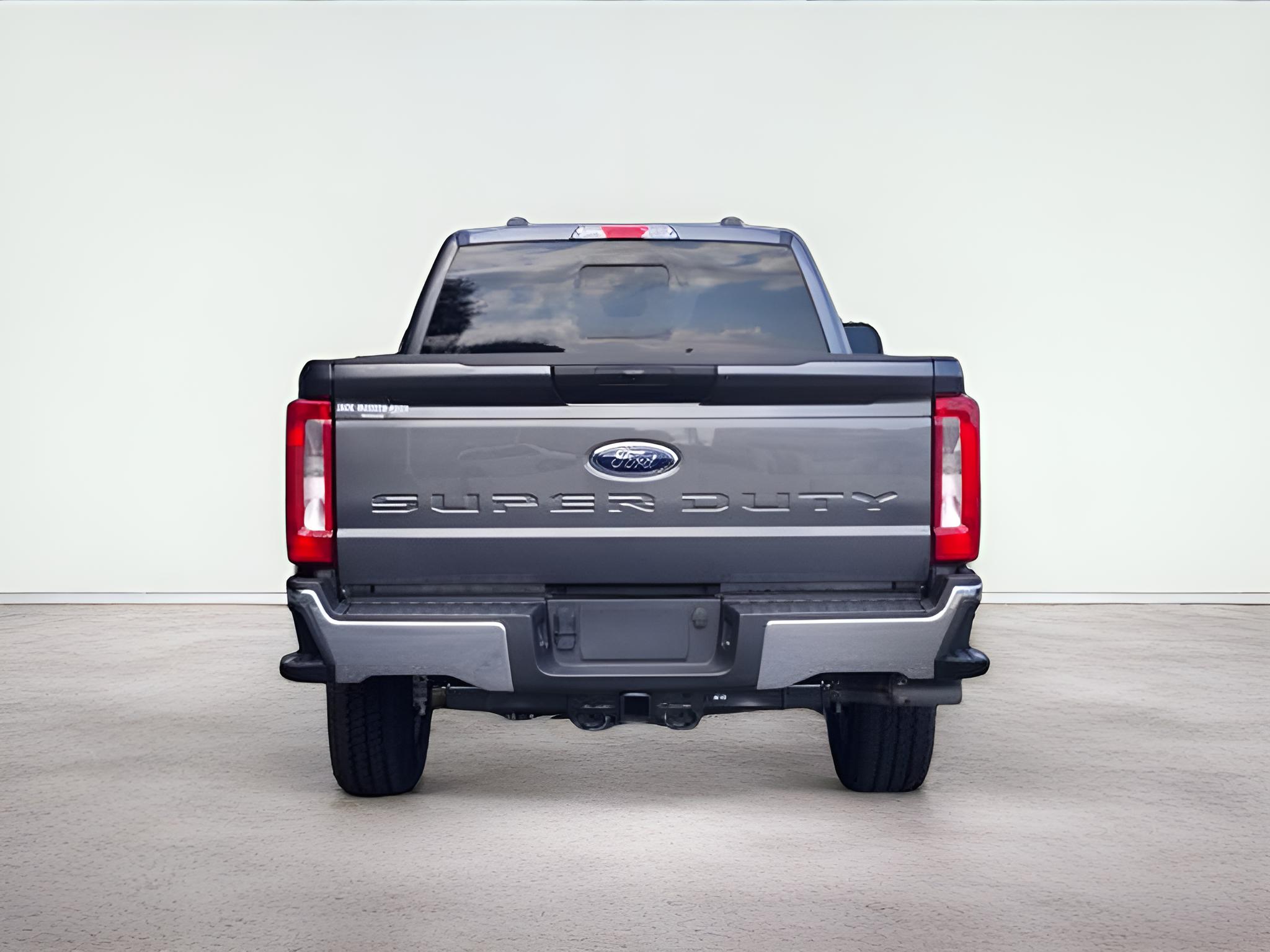 2026 Ford F-350SD XLT