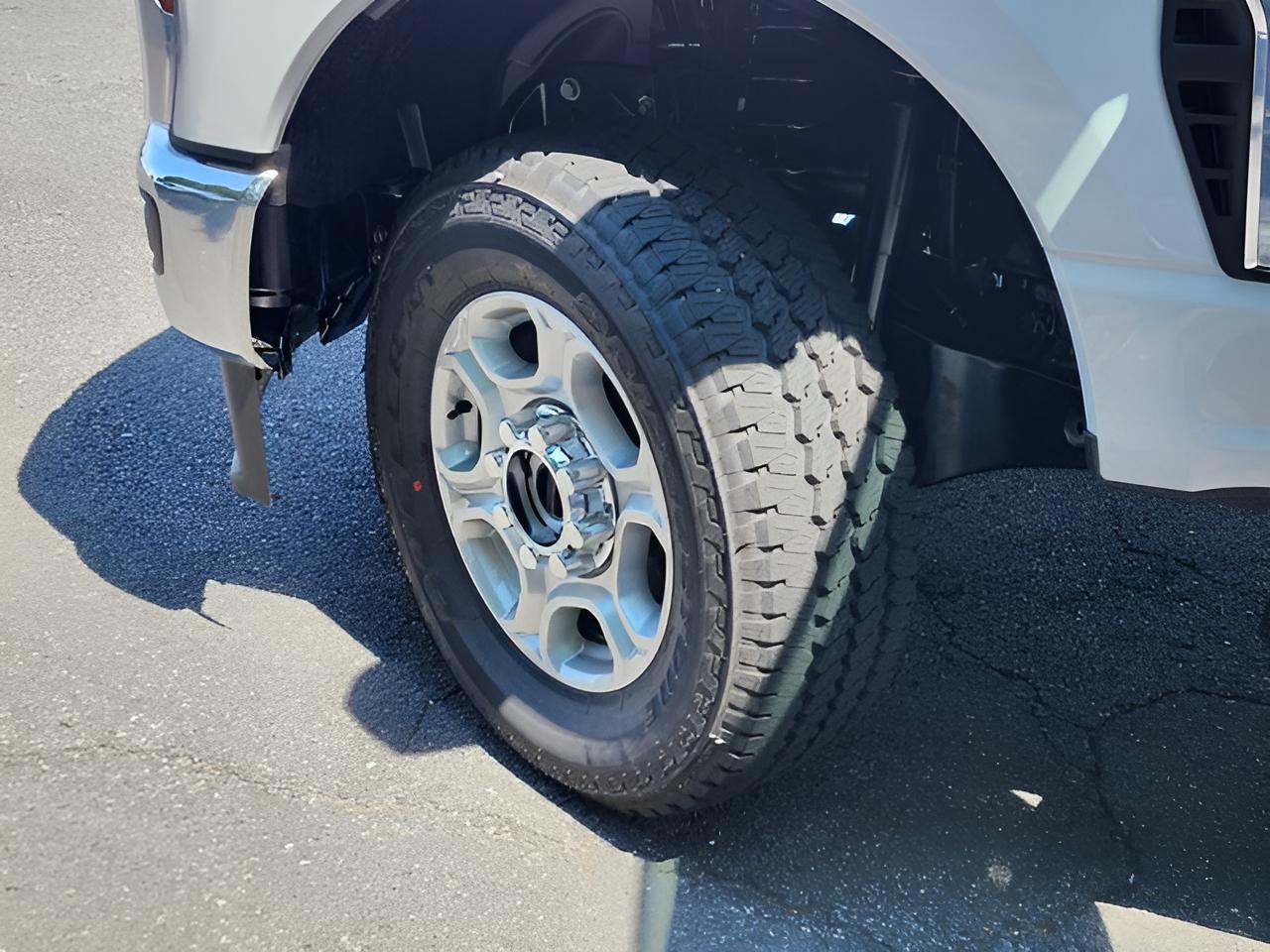 2026 Ford F-350SD XLT