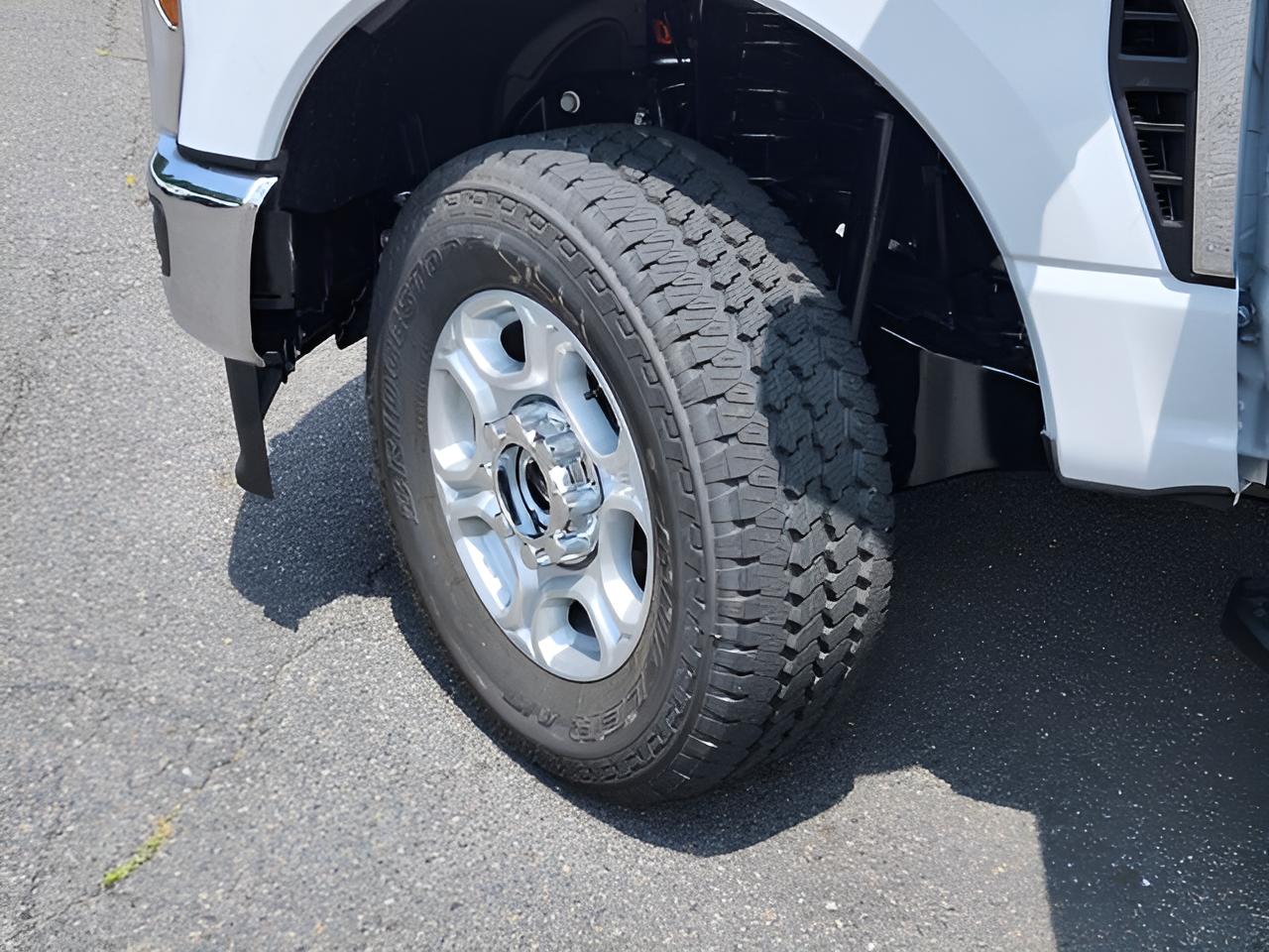2026 Ford F-350SD XLT
