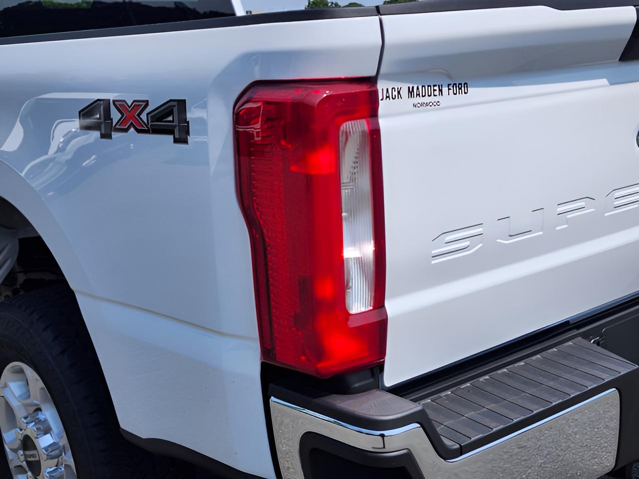 2026 Ford F-250SD XLT