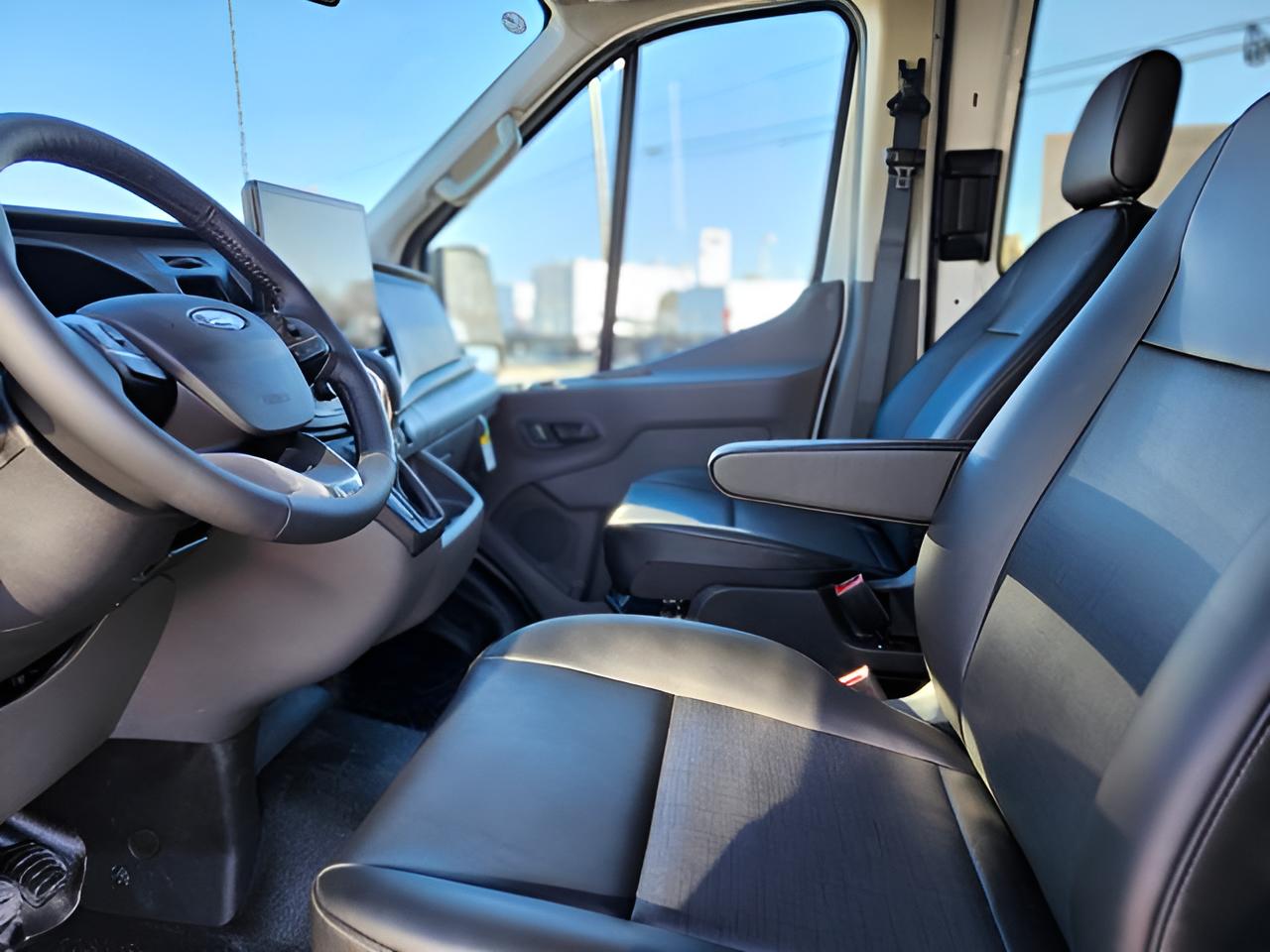 2026 Ford Transit-250 Base