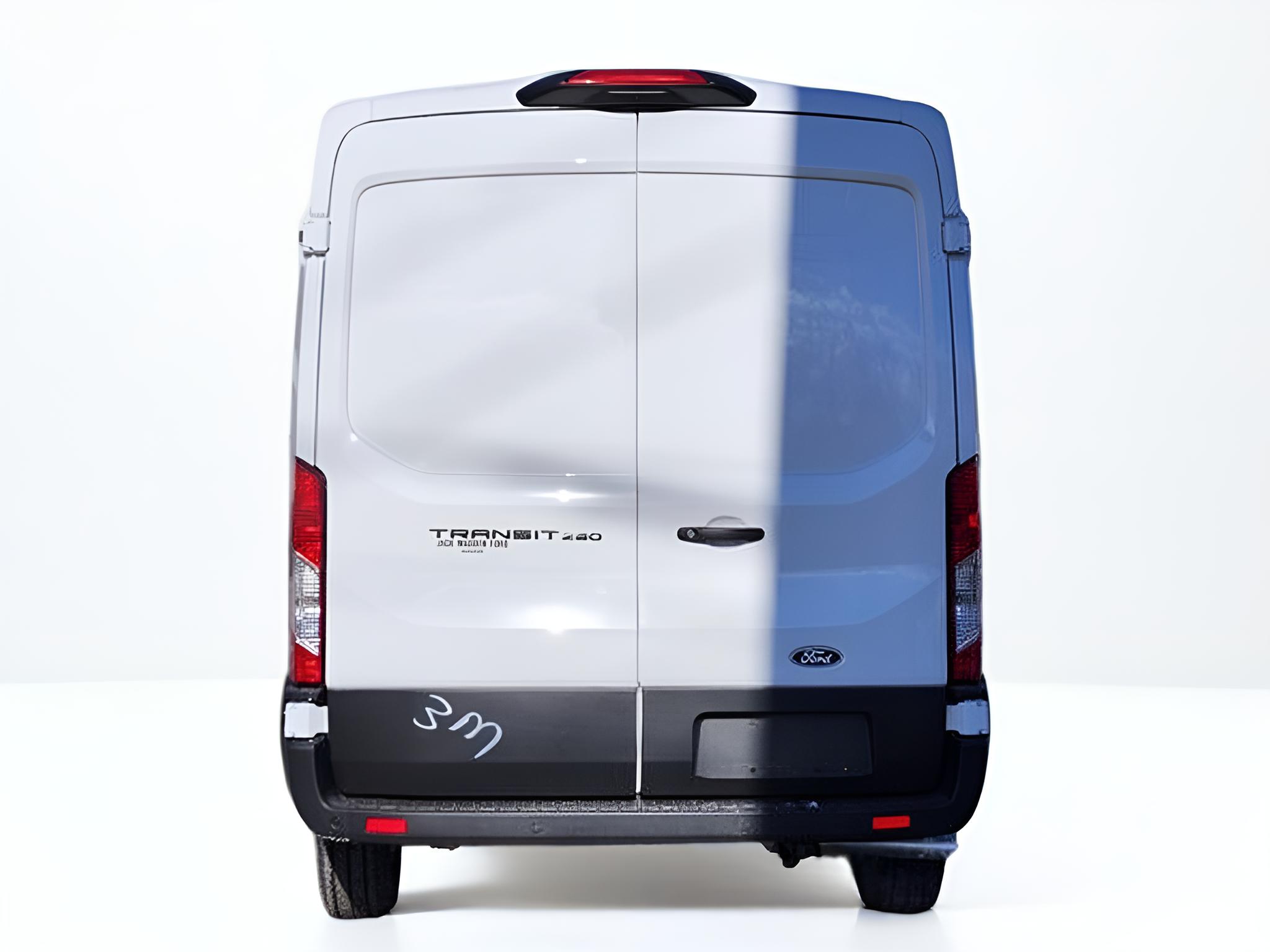 2026 Ford Transit-250 Base