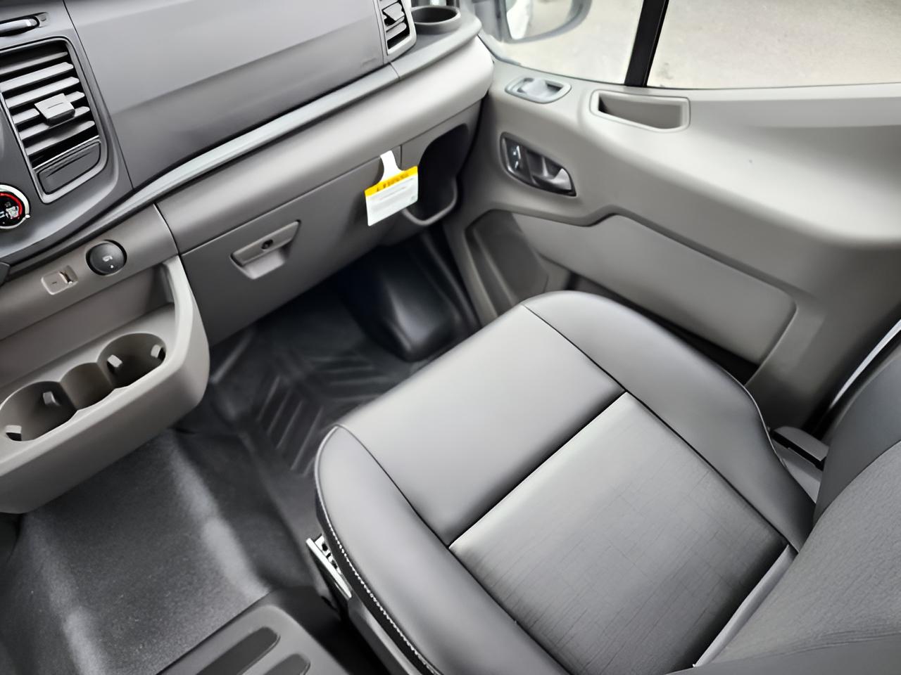 2024 Ford Transit-250 Base Low Roof Cargo