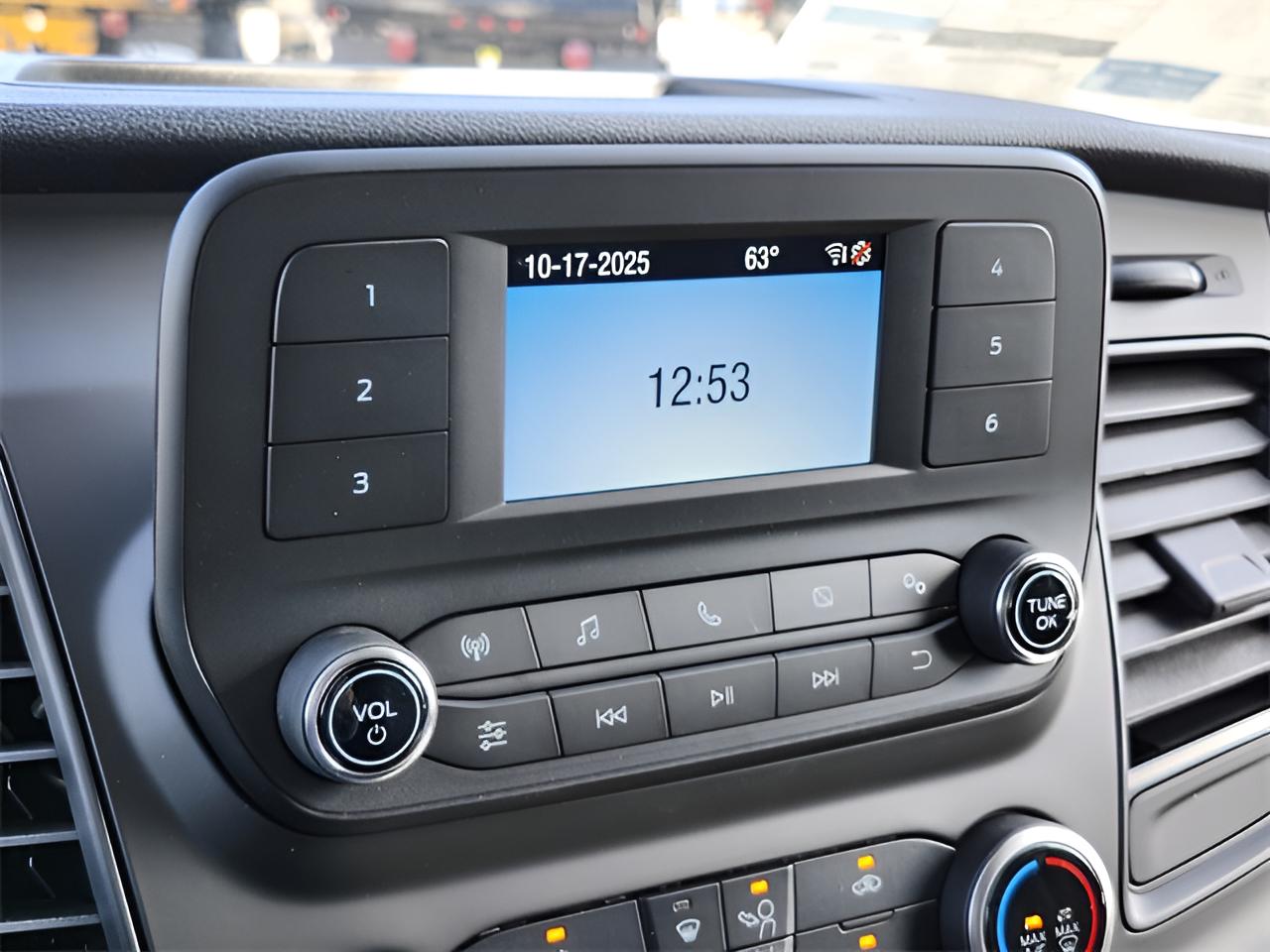 2025 Ford Transit-250 Base