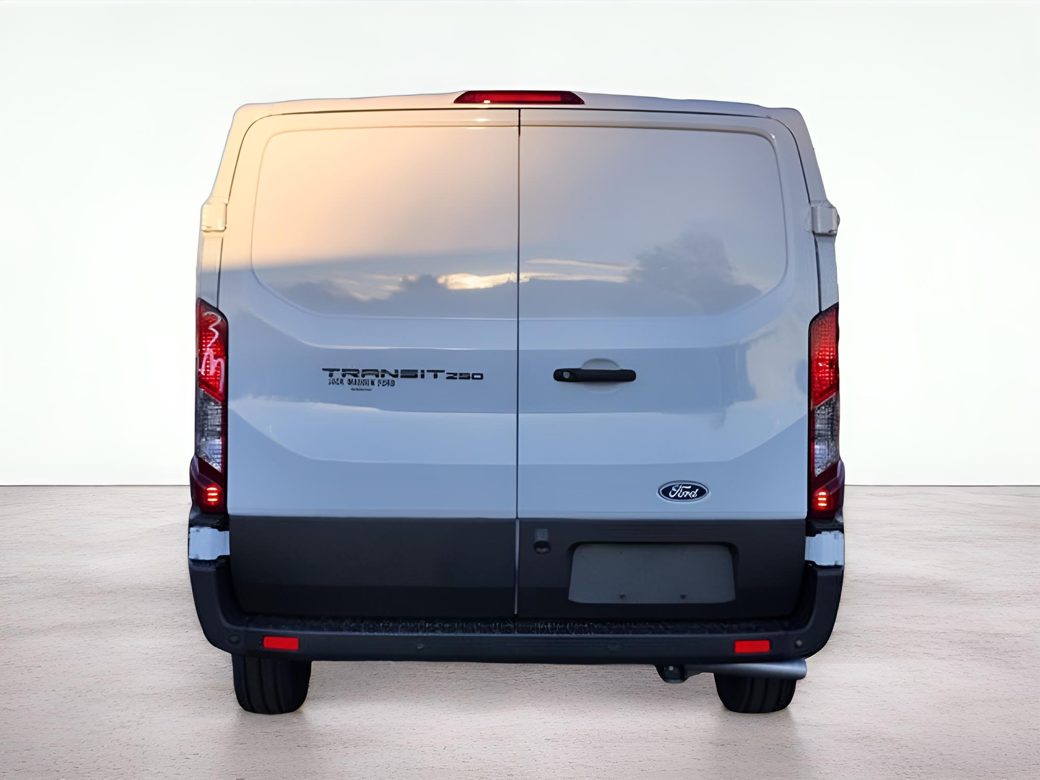 2026 Ford Transit-250 Base