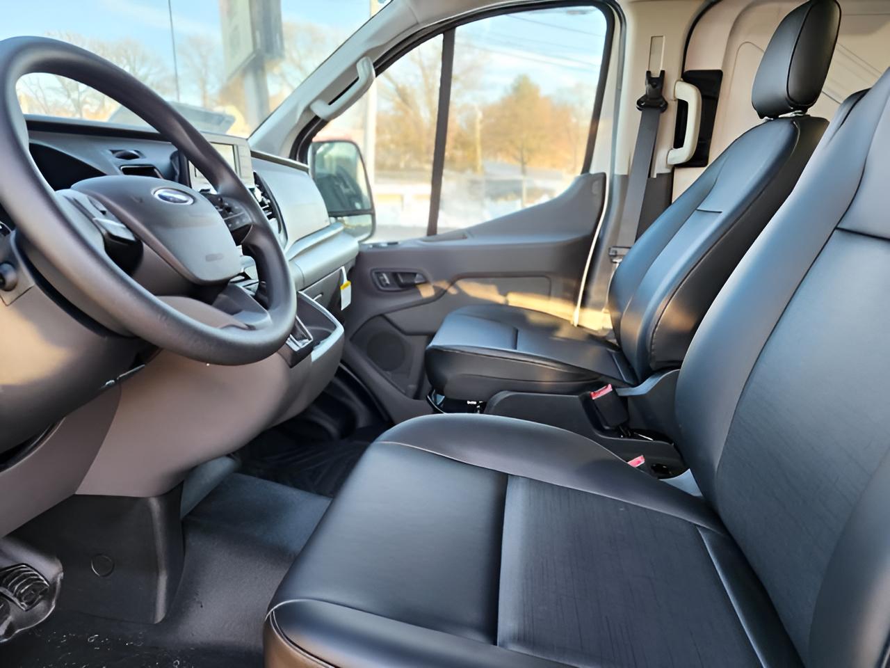 2025 Ford Transit-250 Base