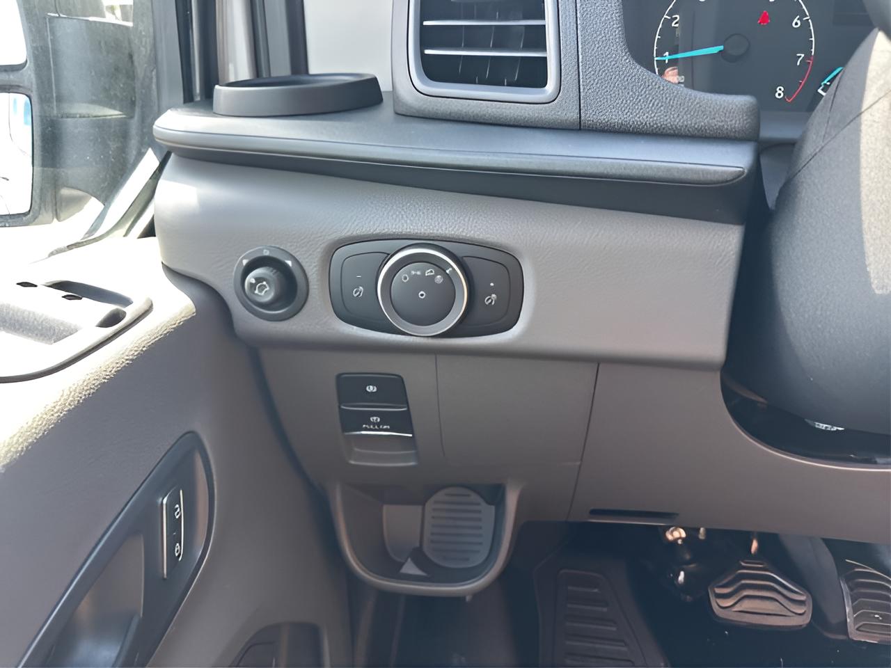 2025 Ford Transit-250 Base