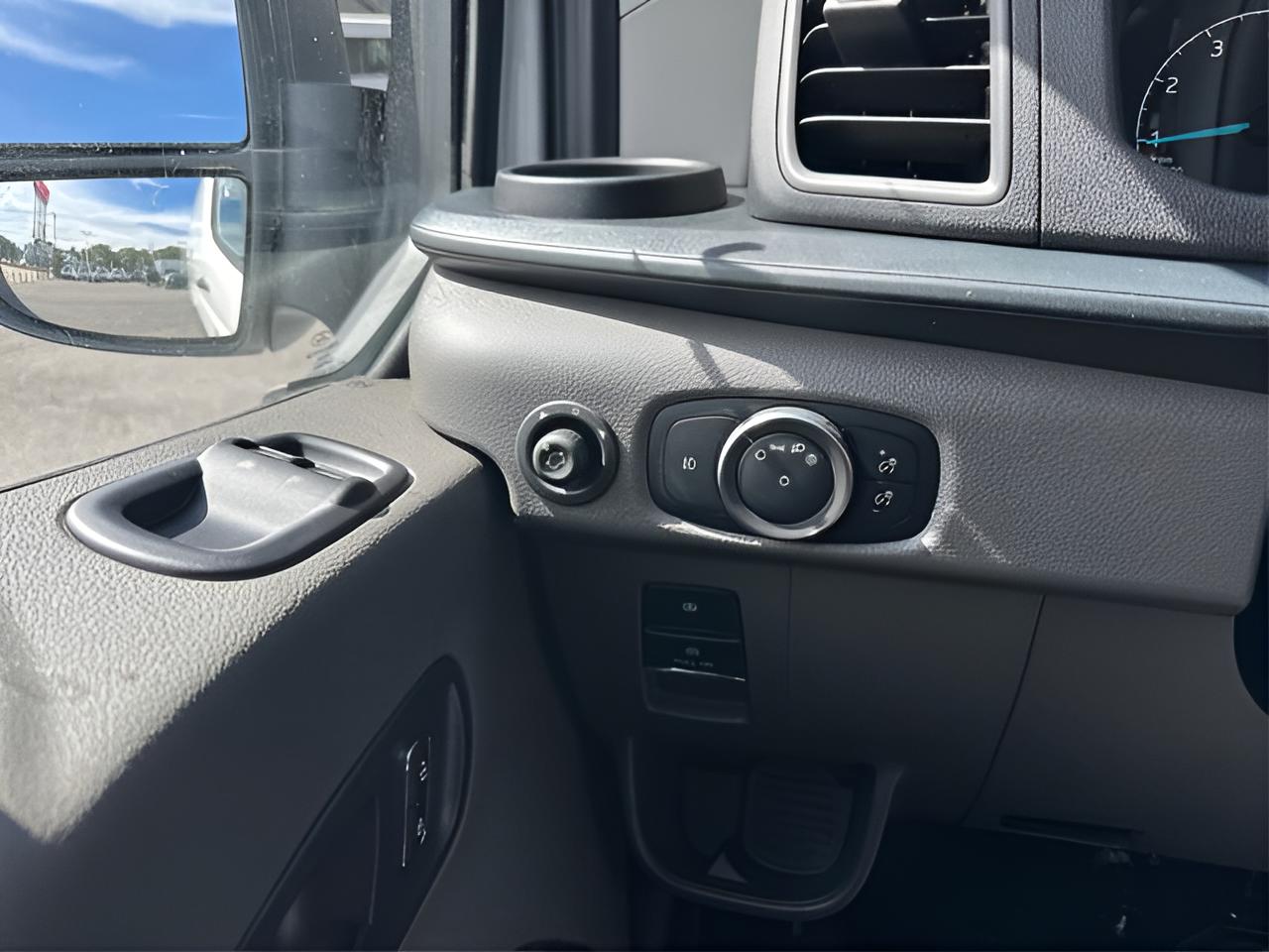 2024 Ford Transit-250 Base Low Roof Cargo