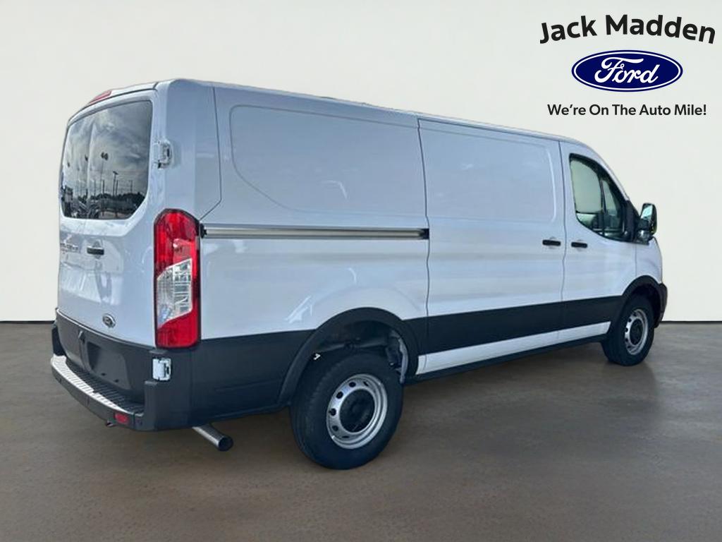2024 Ford Transit-250 Base Low Roof Cargo