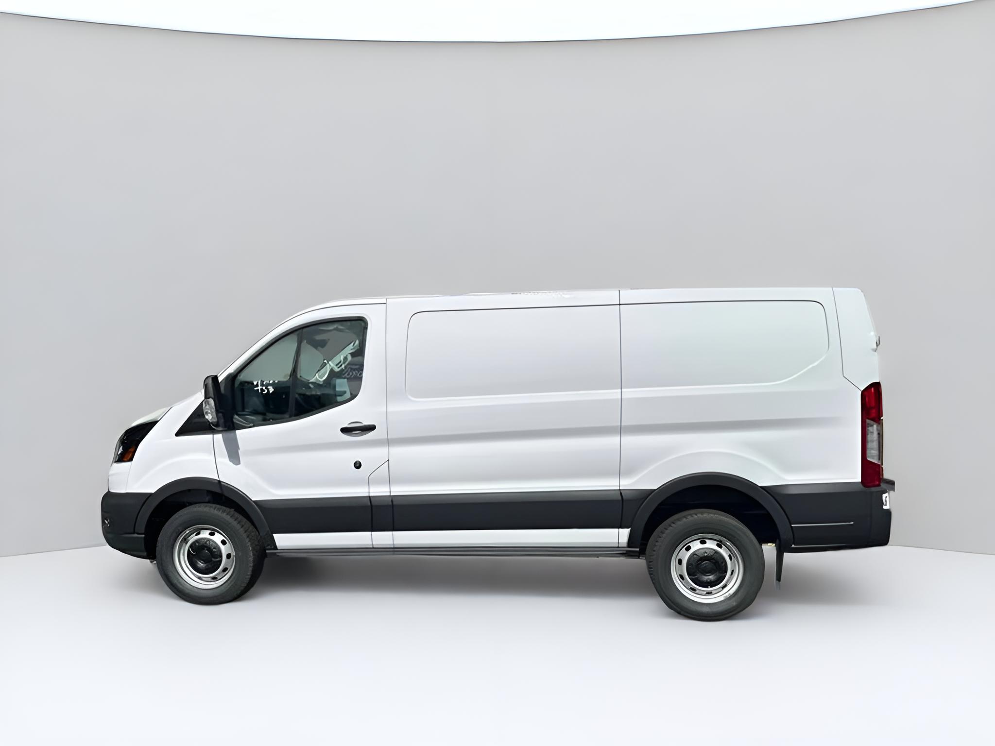 2024 Ford Transit-250 Base Low Roof Cargo