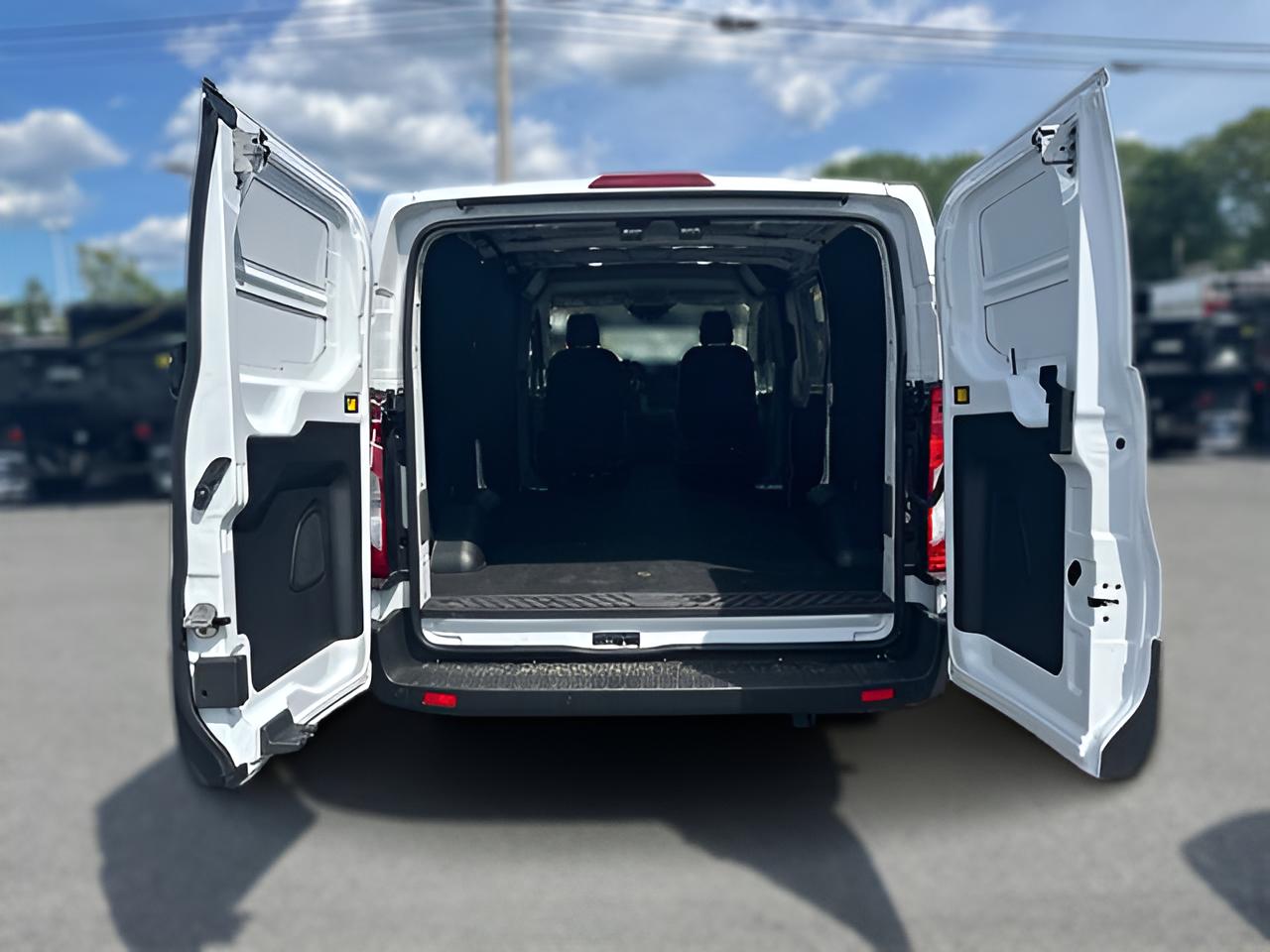 2025 Ford Transit-250 Base