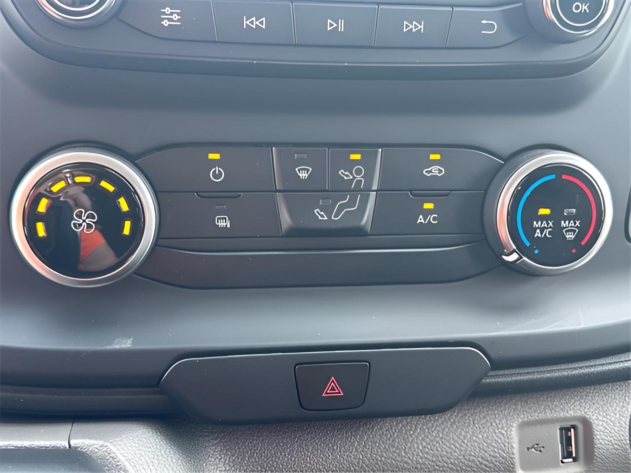 2025 Ford Transit-250 Base