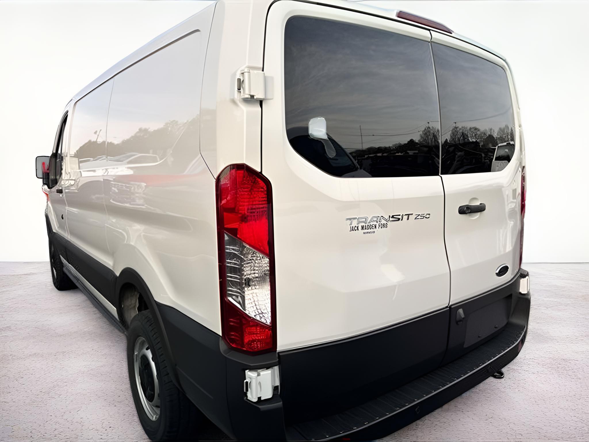 2025 Ford Transit-250 Base