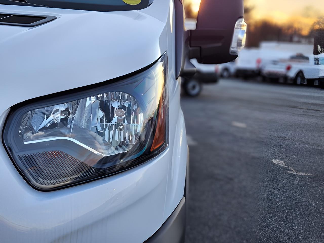 2024 Ford Transit-250 Base Low Roof Cargo