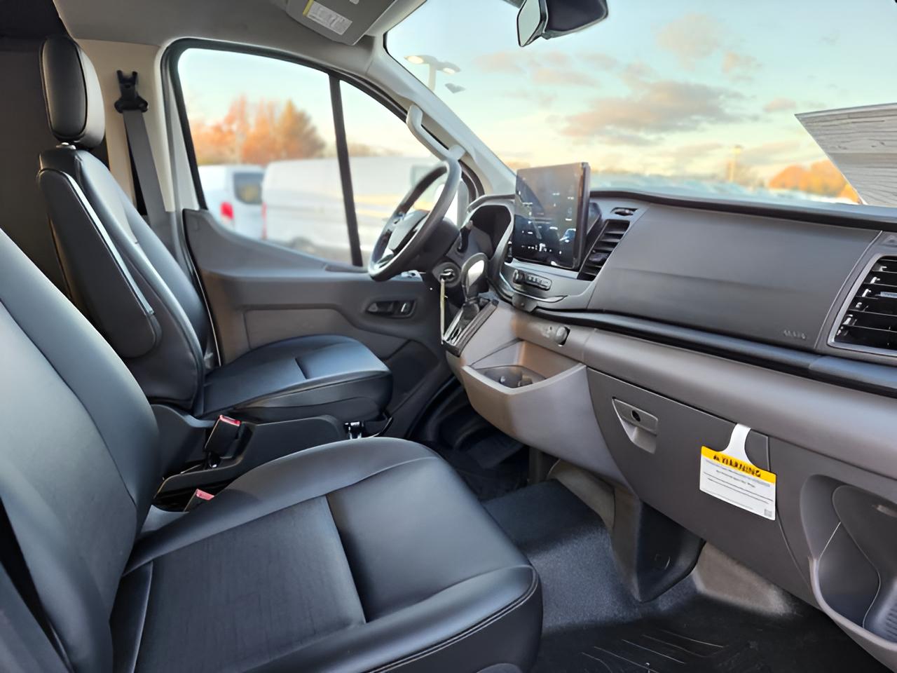 2024 Ford Transit-250 Base Low Roof Cargo