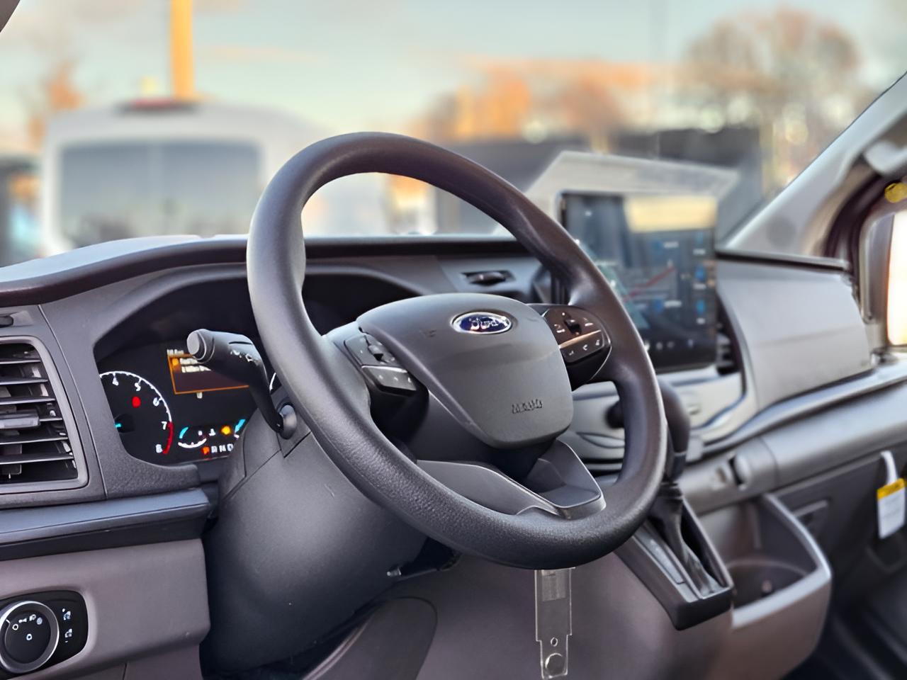 2024 Ford Transit-250 Base Low Roof Cargo