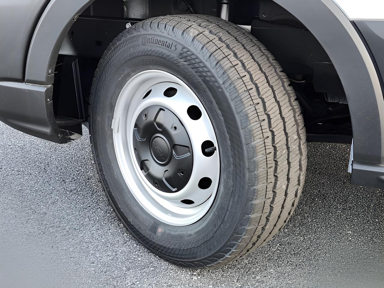 2024 Ford Transit-250 Base Low Roof Cargo