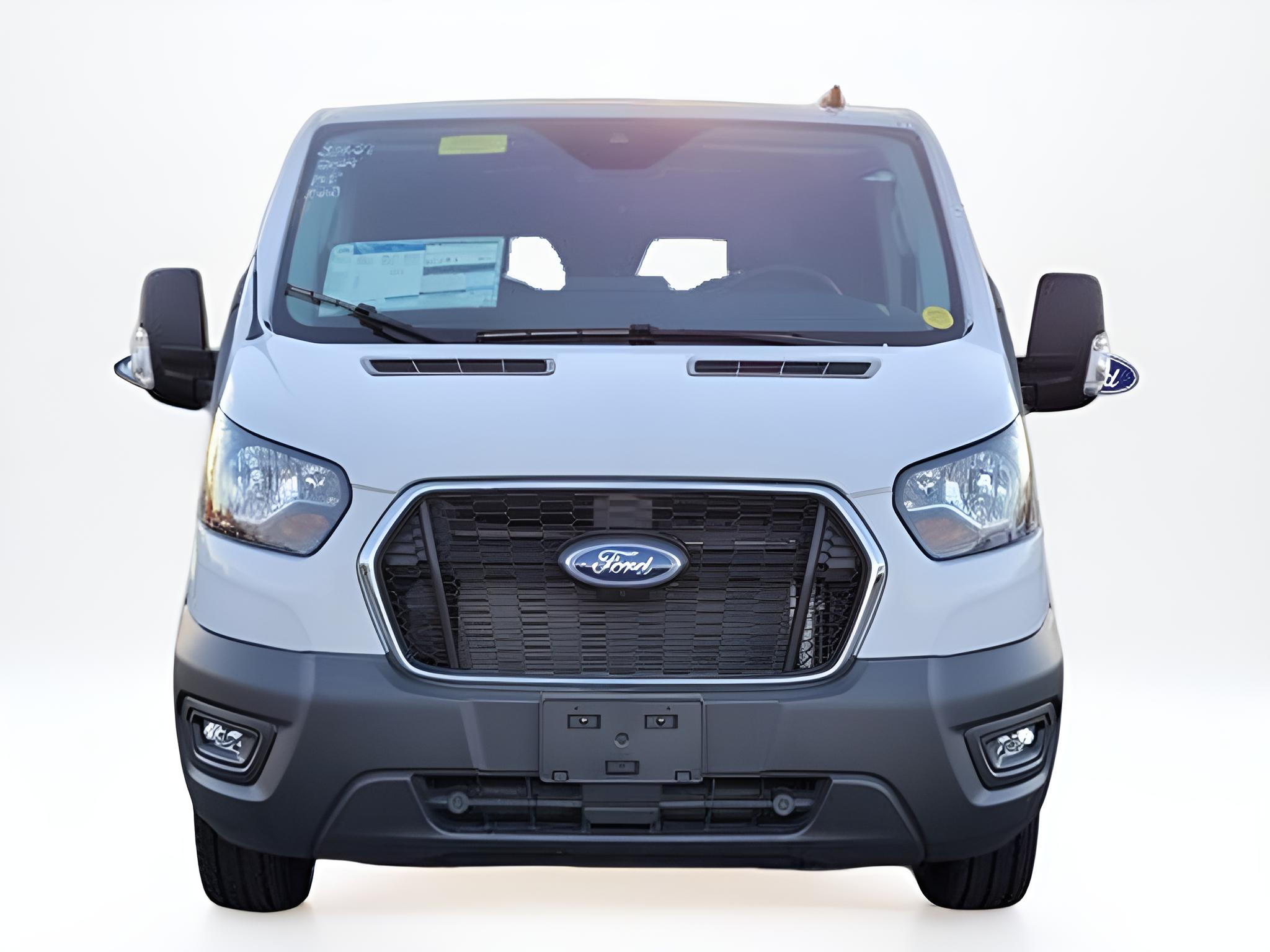 2024 Ford Transit-250 Base Low Roof Cargo