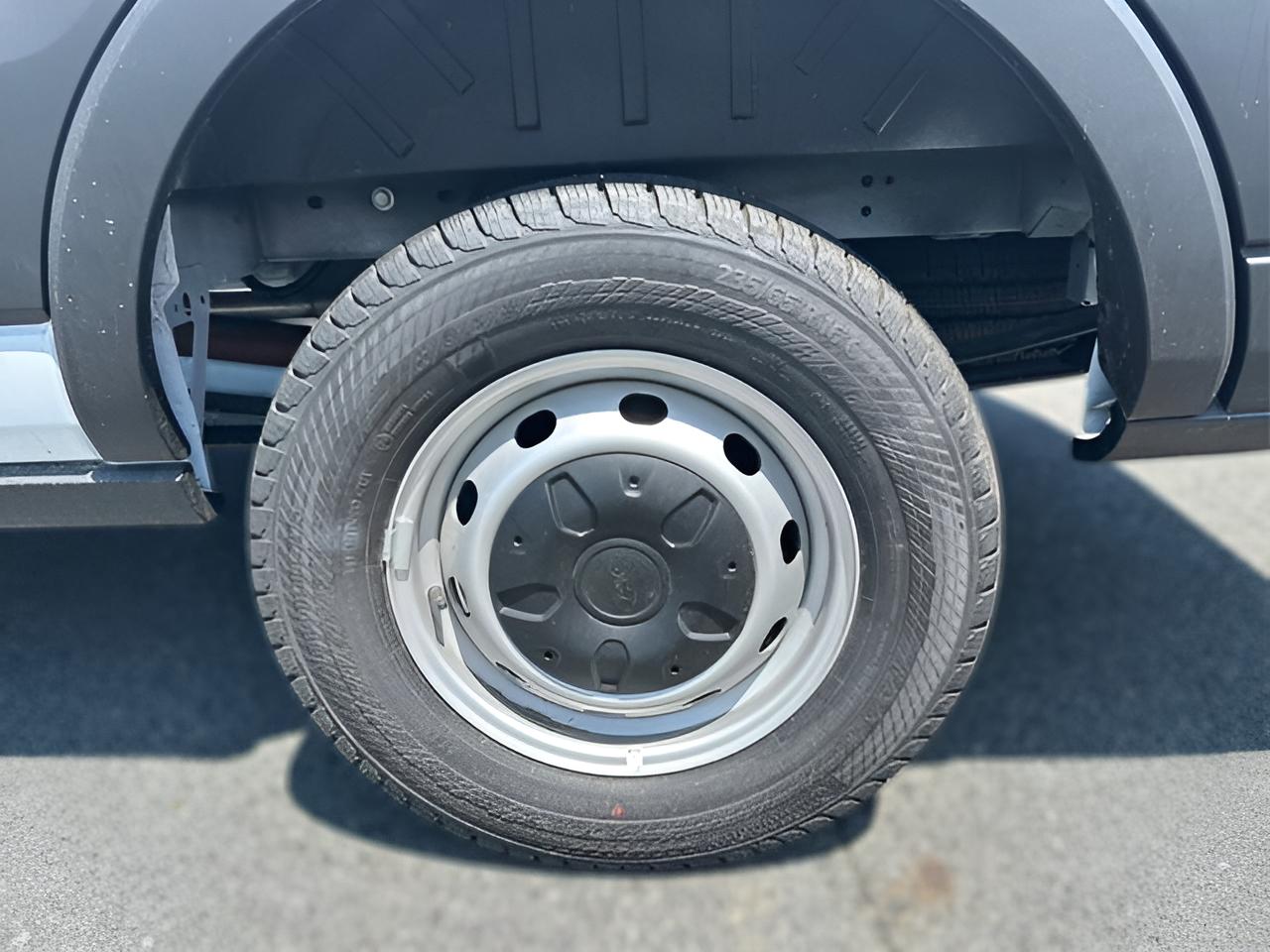 2024 Ford Transit-250 Base Low Roof Cargo