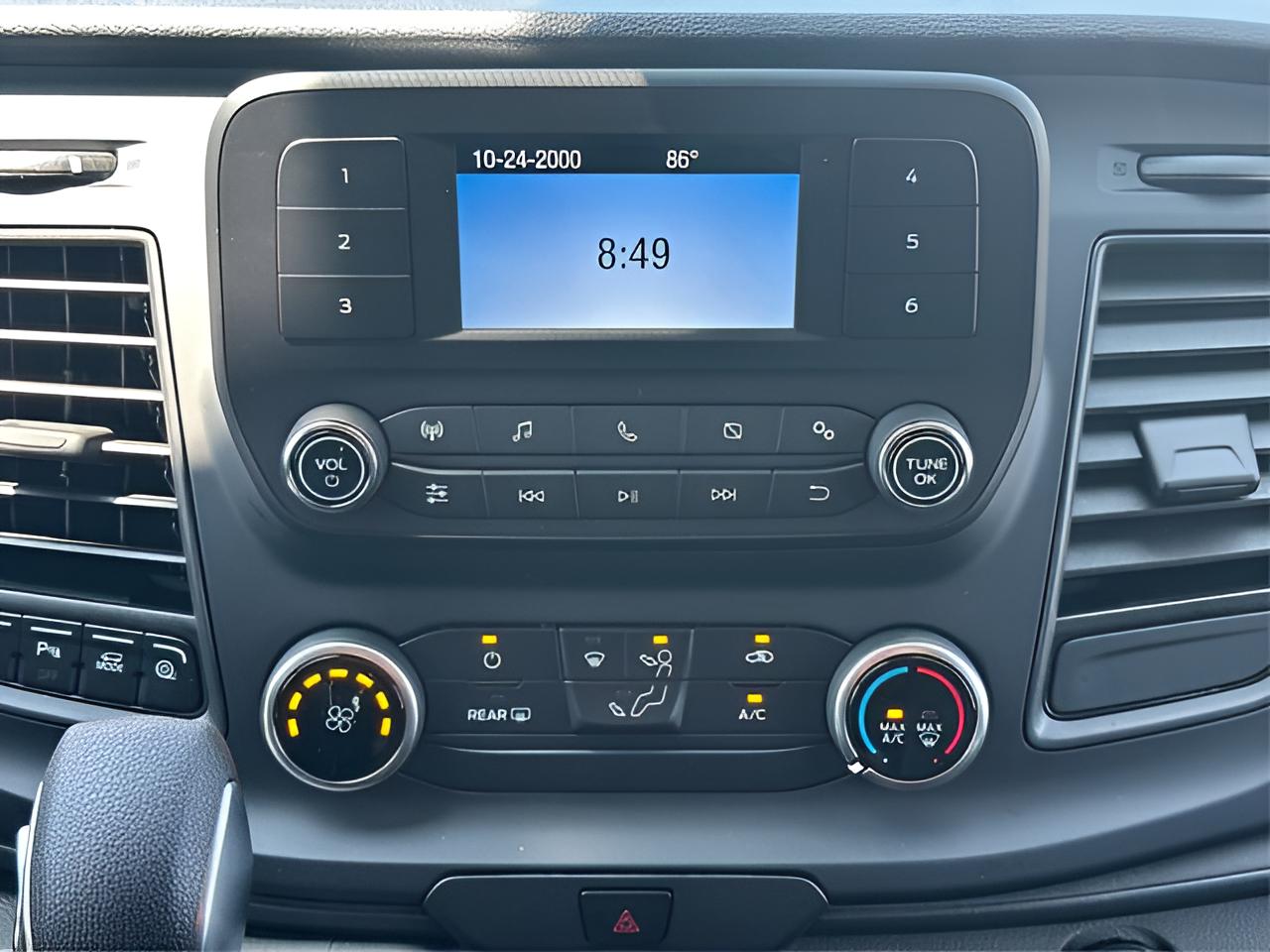 2024 Ford Transit-250 Base Low Roof Cargo