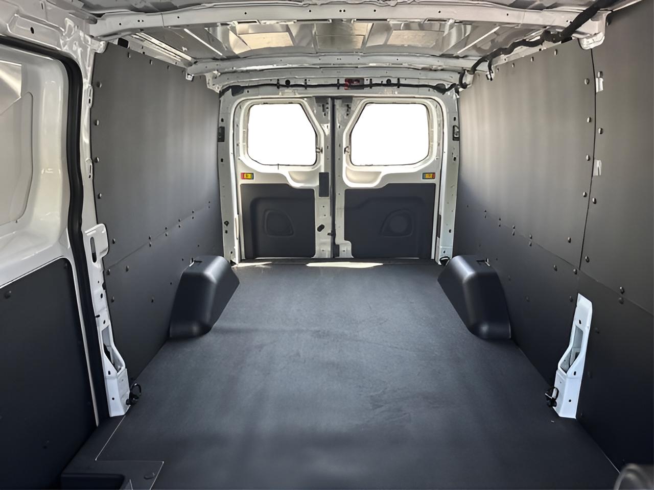 2024 Ford Transit-250 Base Low Roof Cargo