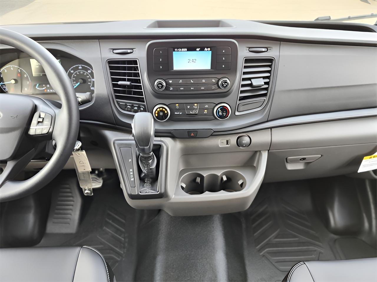 2024 Ford Transit-250 Base Low Roof Cargo