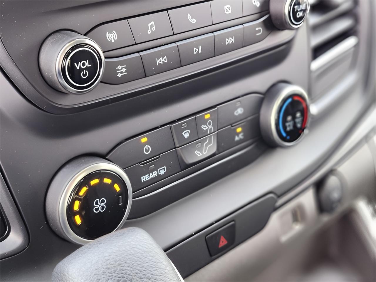 2024 Ford Transit-250 Base Low Roof Cargo