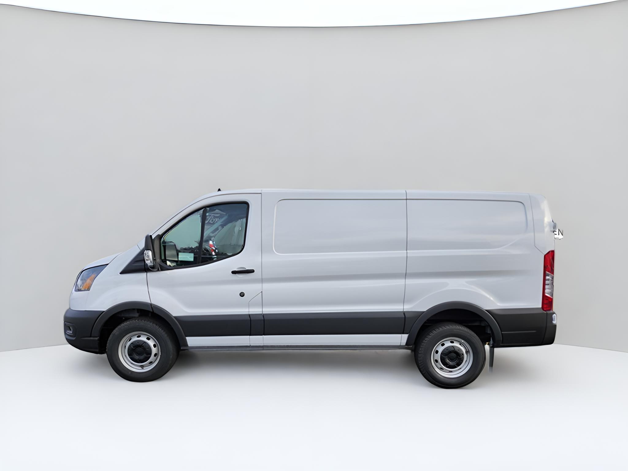 2024 Ford Transit-250 Base Low Roof Cargo