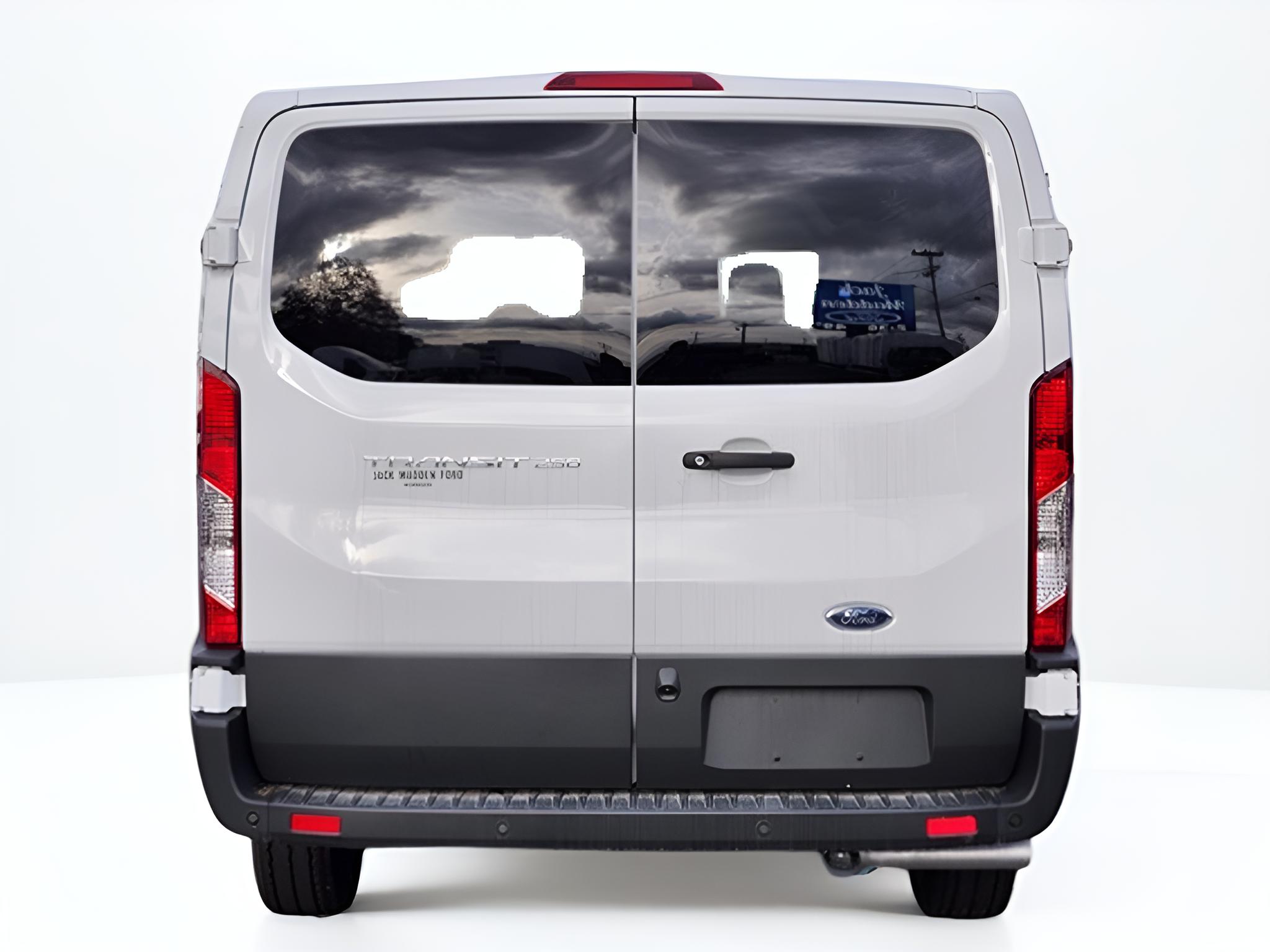 2024 Ford Transit-250 Base Low Roof Cargo