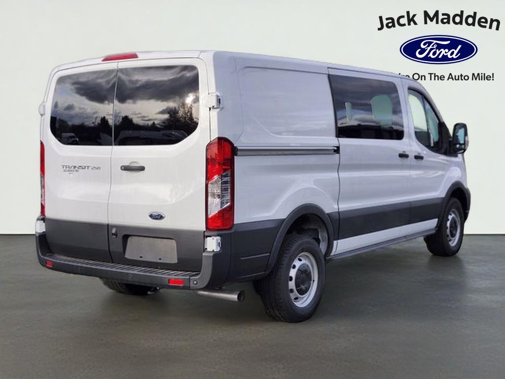 2024 Ford Transit-250 Base Low Roof Cargo