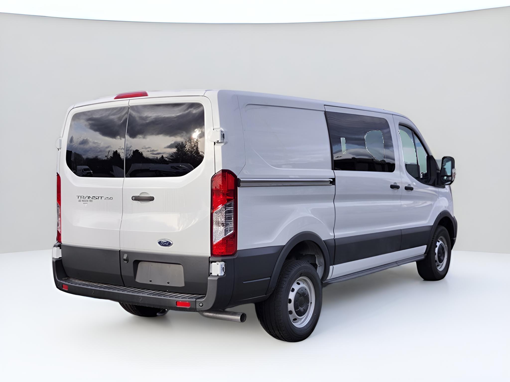 2024 Ford Transit-250 Base Low Roof Cargo