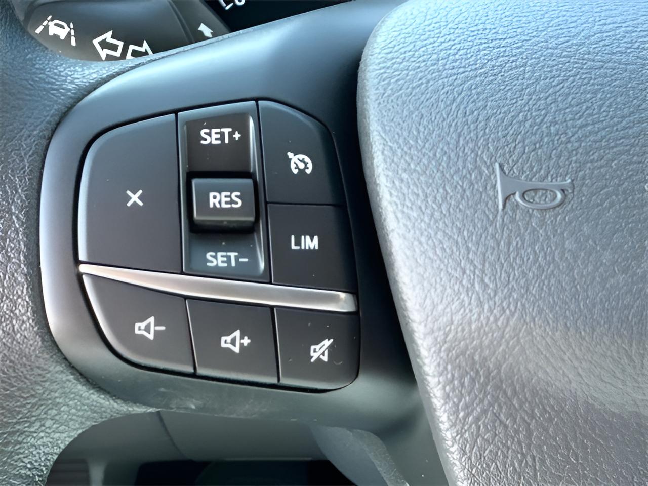 2024 Ford Transit-250 Base Low Roof Cargo