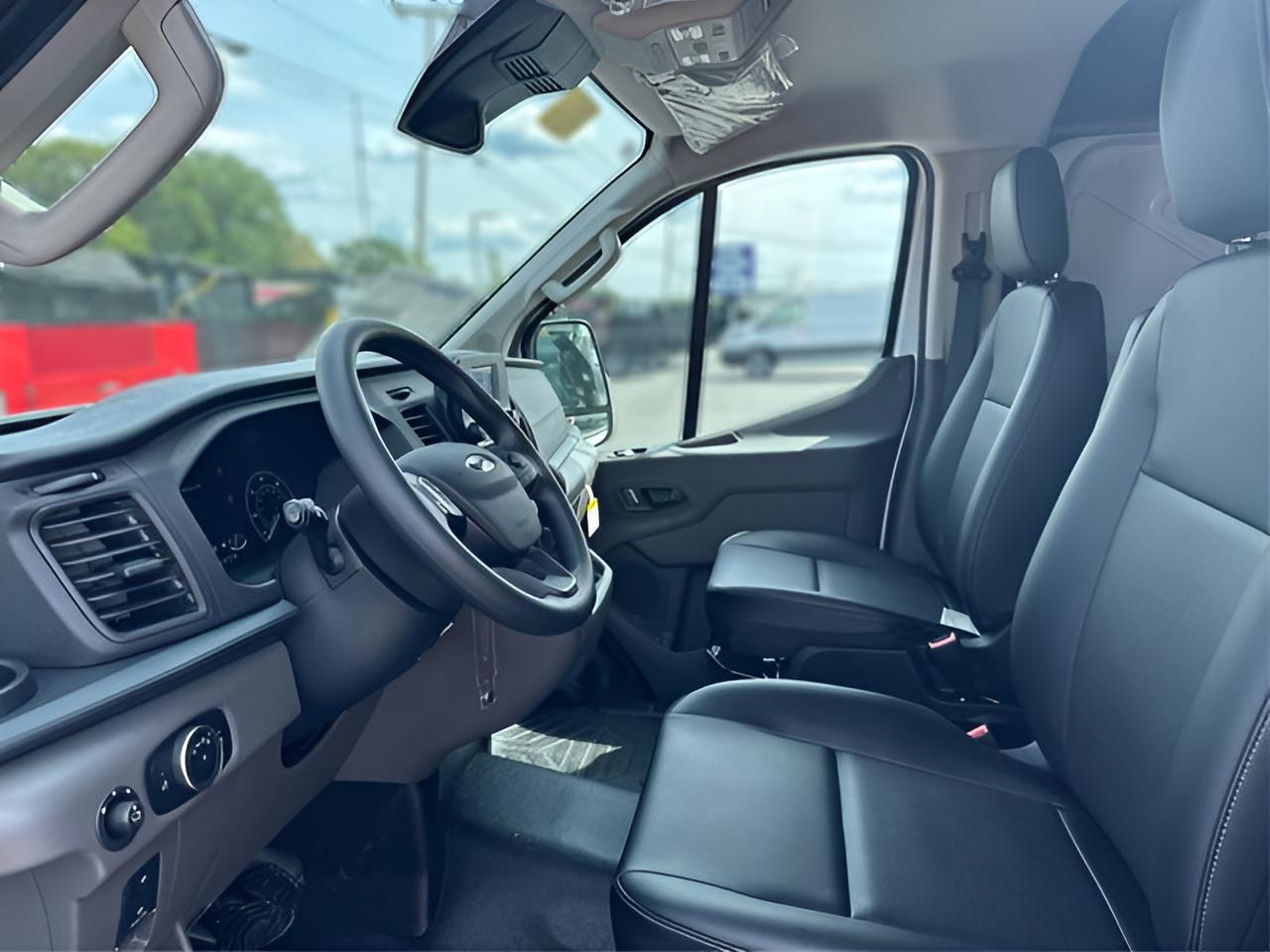 2025 Ford Transit-250 Base