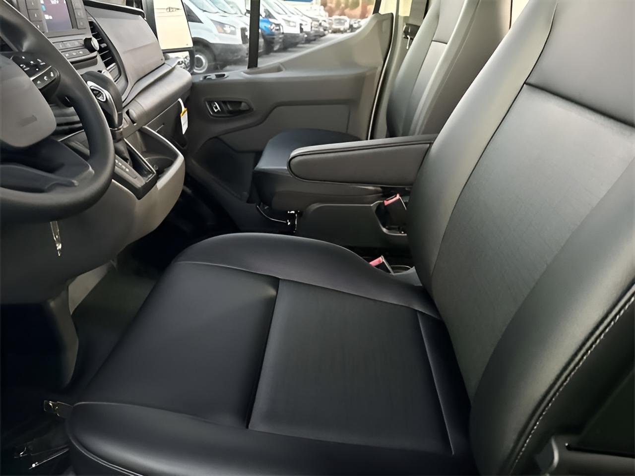 2024 Ford Transit-250 Base Low Roof Cargo