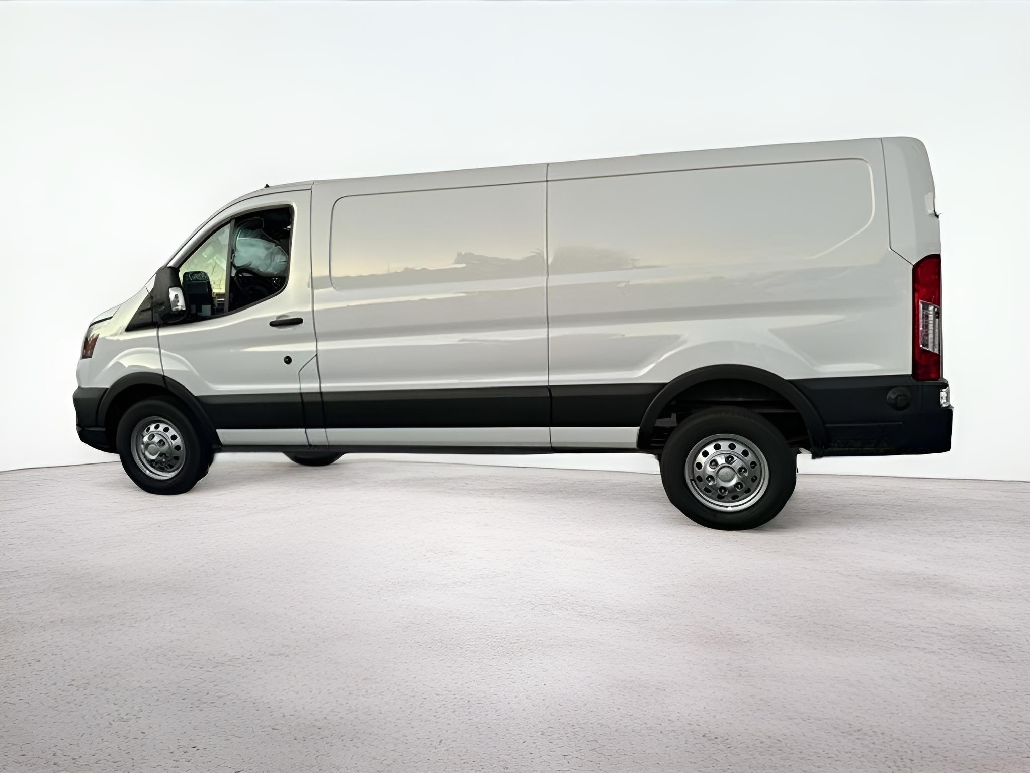 2024 Ford Transit-250 Base Low Roof Cargo