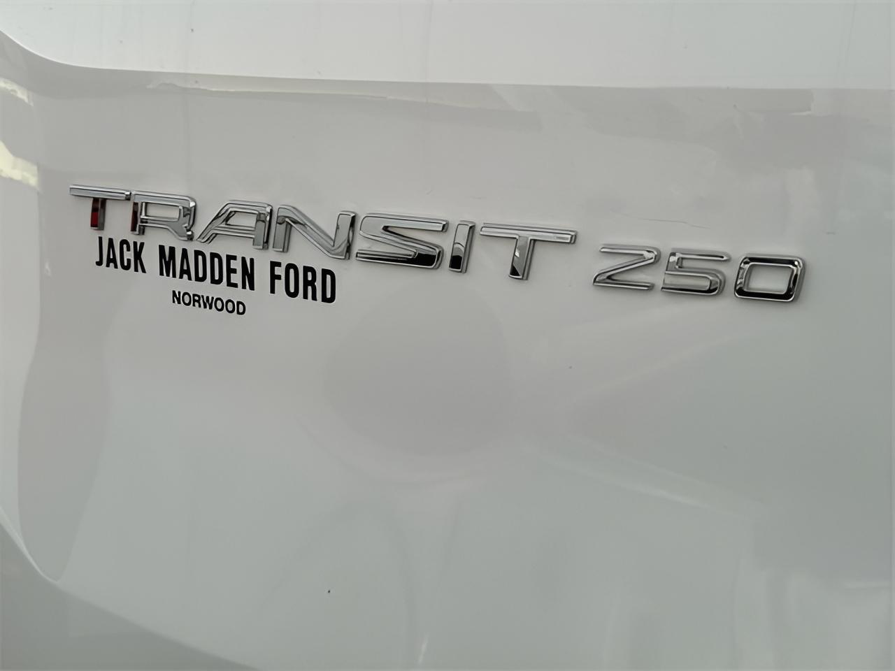 2024 Ford Transit-250 Base Low Roof Cargo