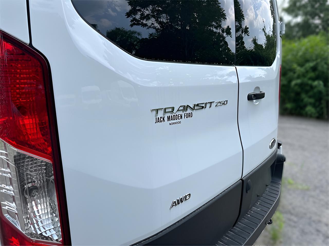 2024 Ford Transit-250 Base Low Roof Cargo