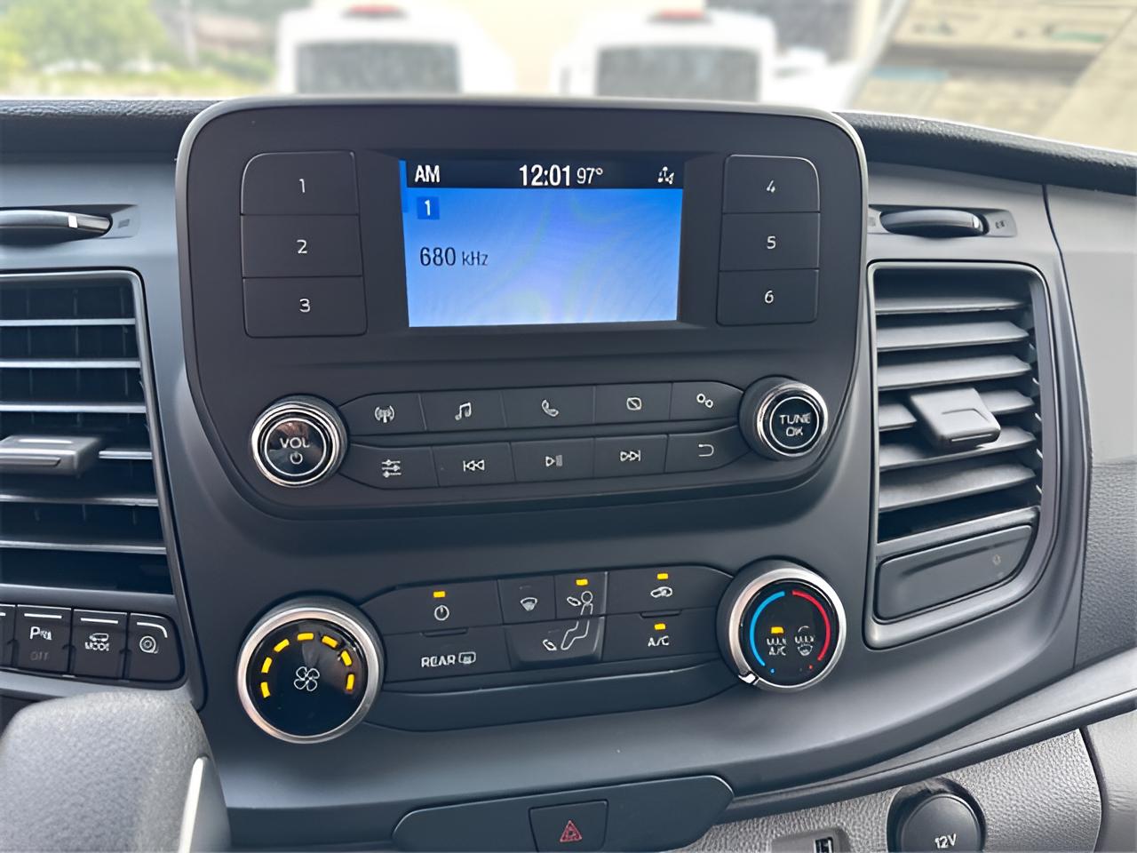 2024 Ford Transit-250 Base Low Roof Cargo