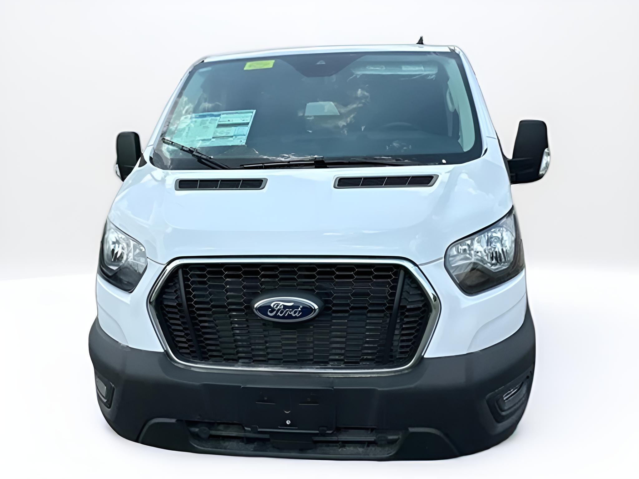 2024 Ford Transit-250 Base Low Roof Cargo