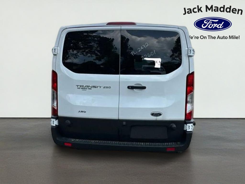 2024 Ford Transit-250 Base Low Roof Cargo