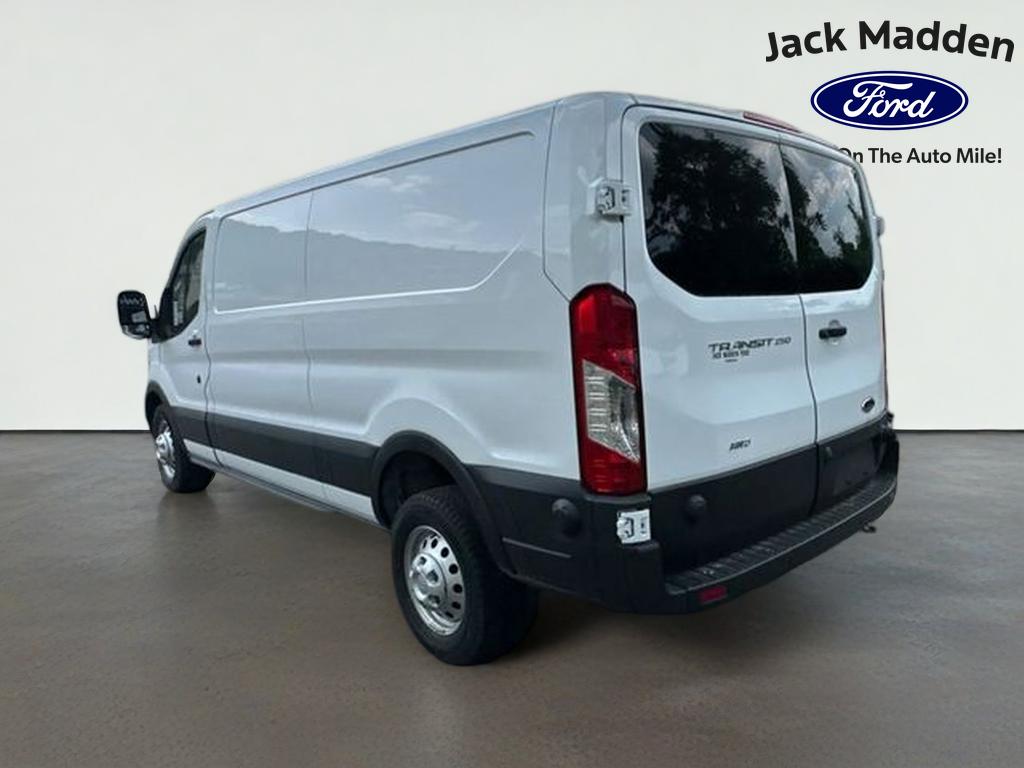 2024 Ford Transit-250 Base Low Roof Cargo
